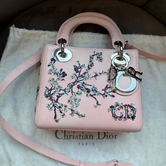 Mini Lady Dior Pink Embroidered Sequin Flowers shoulder Bag Christian Dior - Picture 4 of 17